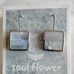 NEW LILAC STRIPE MOP SHELL STERLING SILVER SQUARE SHAPE EARRINGS SOULFLOWER